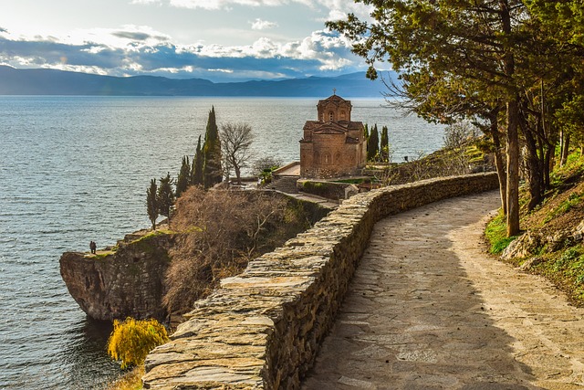 Malerischer See Ohrid: Unvergessliche Bootstouren & Erholung